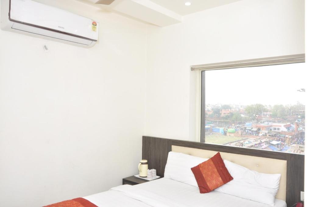 Hotel Al Gulzar Delhi  Exterior photo